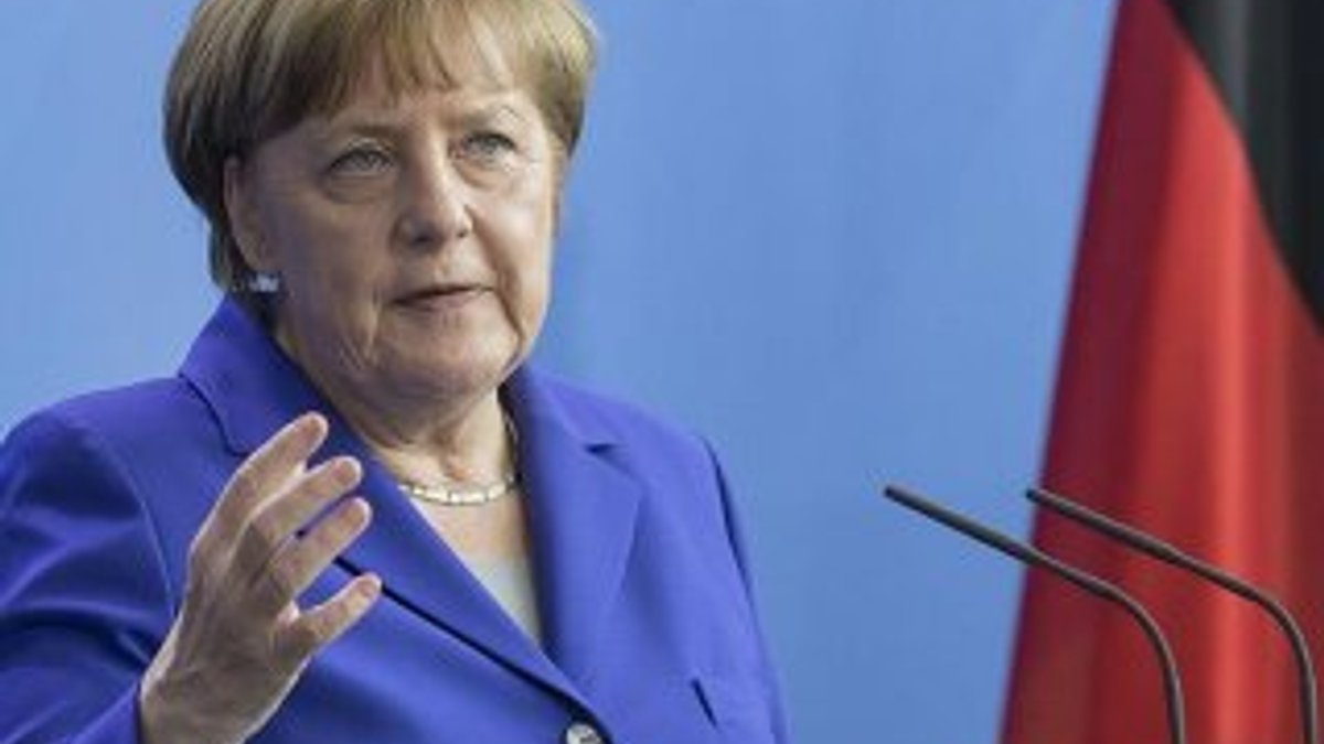 Merkel: Müslümanlar giremez söylemi Avrupaya yakışmıyor