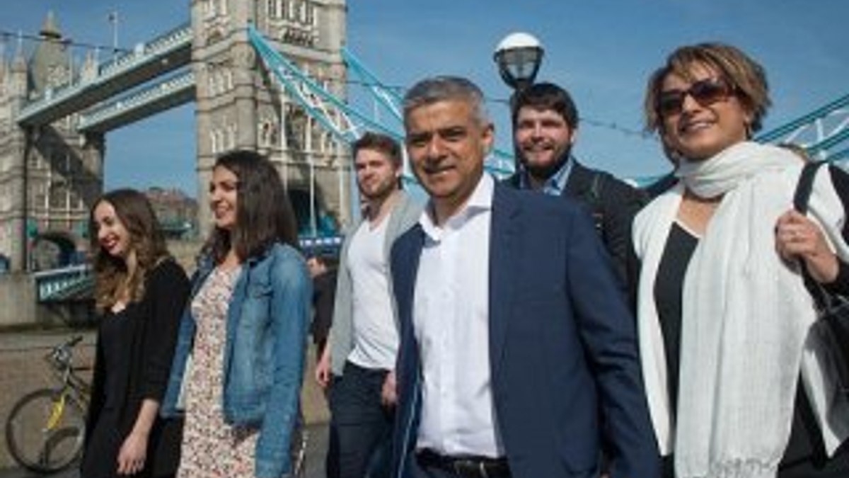 Londra'nın ilk Müslüman belediye başkanı Sadiq Khan