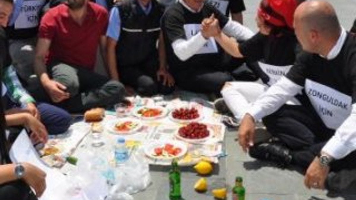 İzmir'de CHP'liler Gezi'yi andı