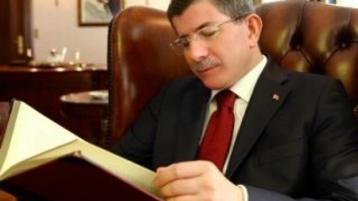 Ahmet Davutoğlu'nun yeni kitabı çıkıyor