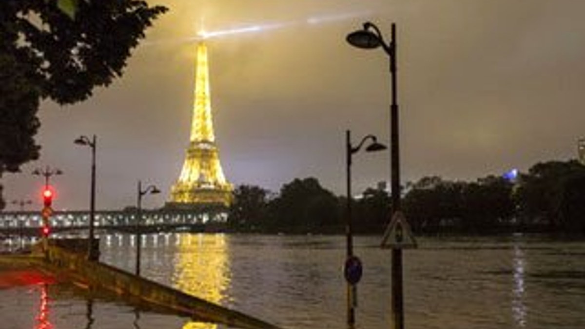 Paris son 150 yılın en yağışlı ilkbaharını yaşadı