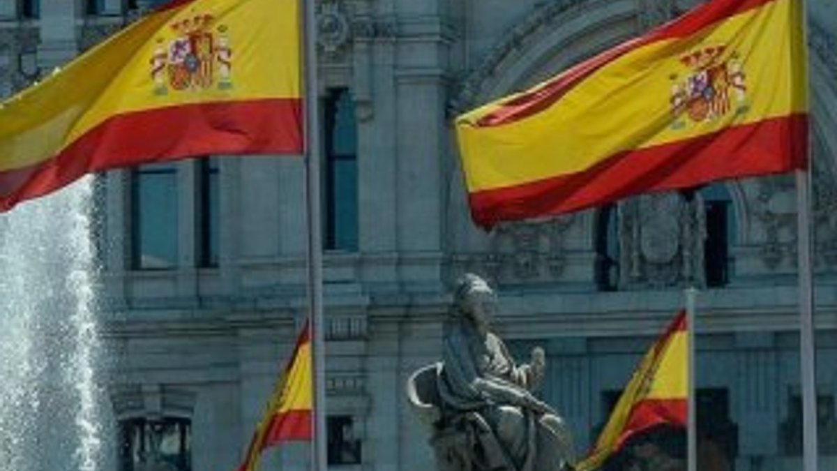 İspanya'da 100 bin kişi iş umuduyla ülkesini terk etti