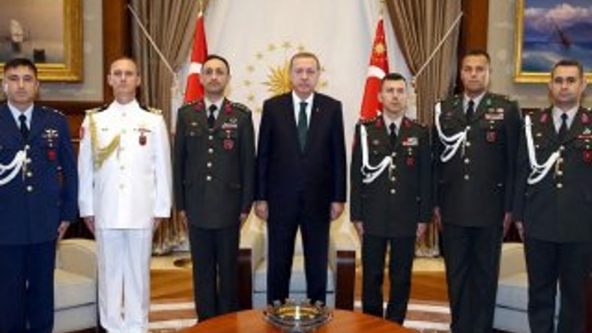 Erdoğan'ın havacı yaveri sahte kimlikle yakalandı