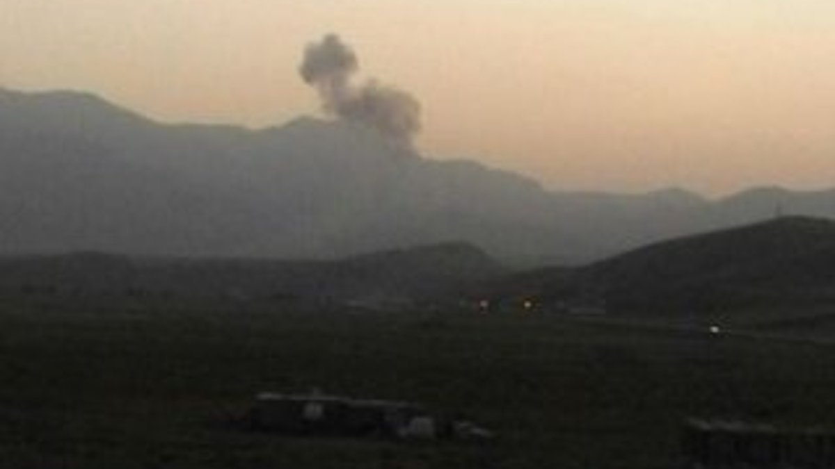 Yüksekova'da PKK'nın bombalı aracı yolda infilak etti