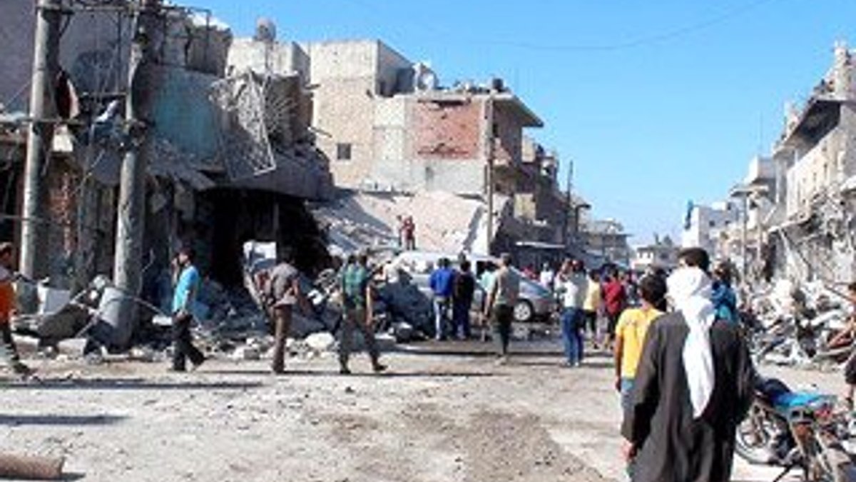 Suriye'de yerleşim yerlerine hava saldırıları: 22 ölü