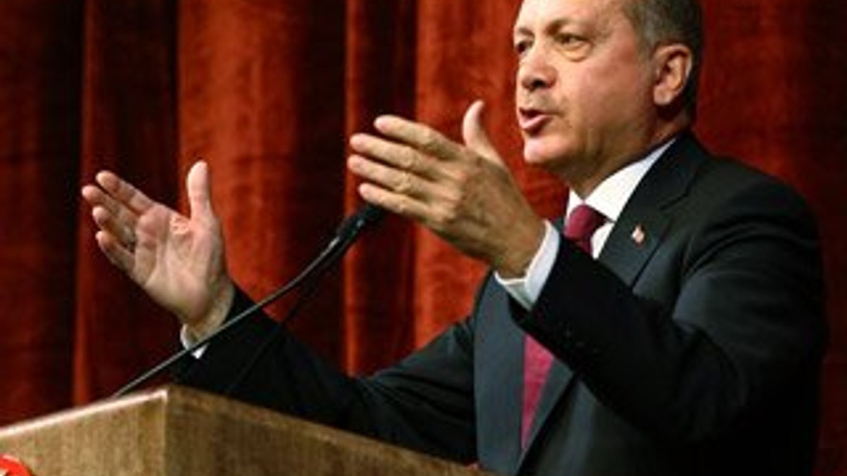 Erdoğan'dan parti liderlerine Yenikapı daveti