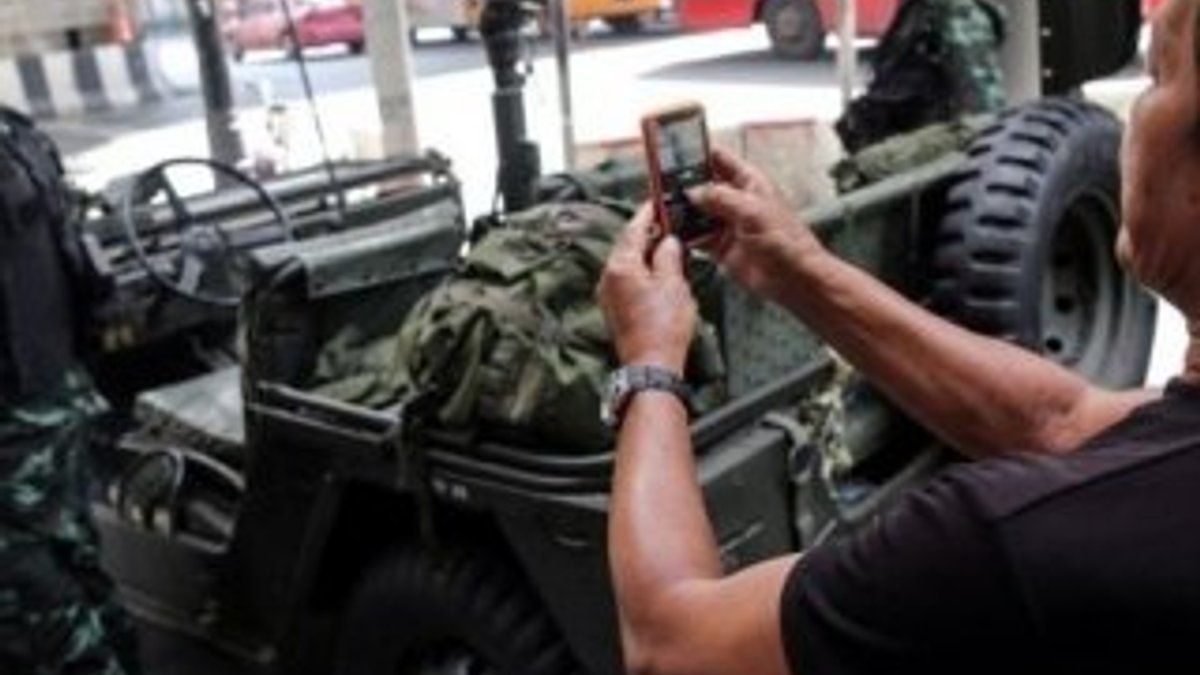 Tayland turistleri telefonları üzerinden takip edecek