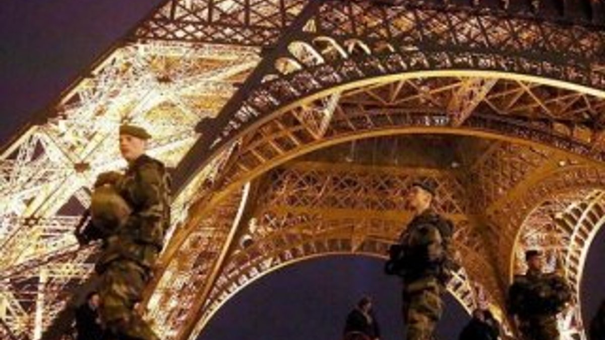 Fransa'da terör propagandası yapan siteye ziyarete hapis
