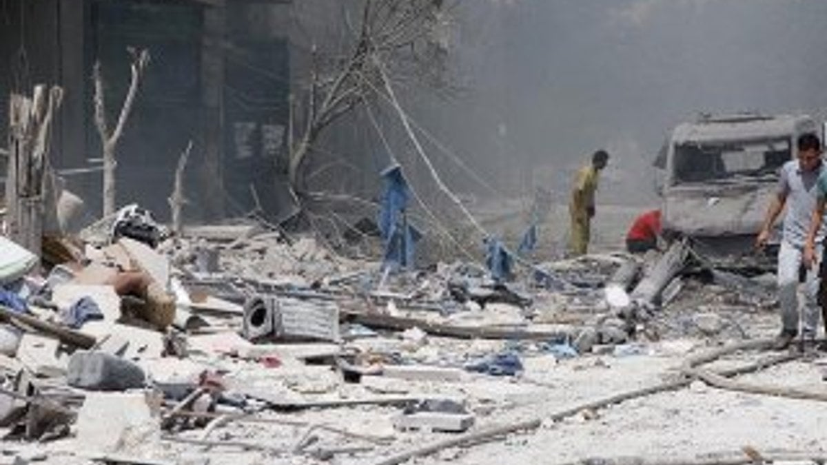 Esed rejimi Halep'te taziye çadırını vurdu: 20 ölü