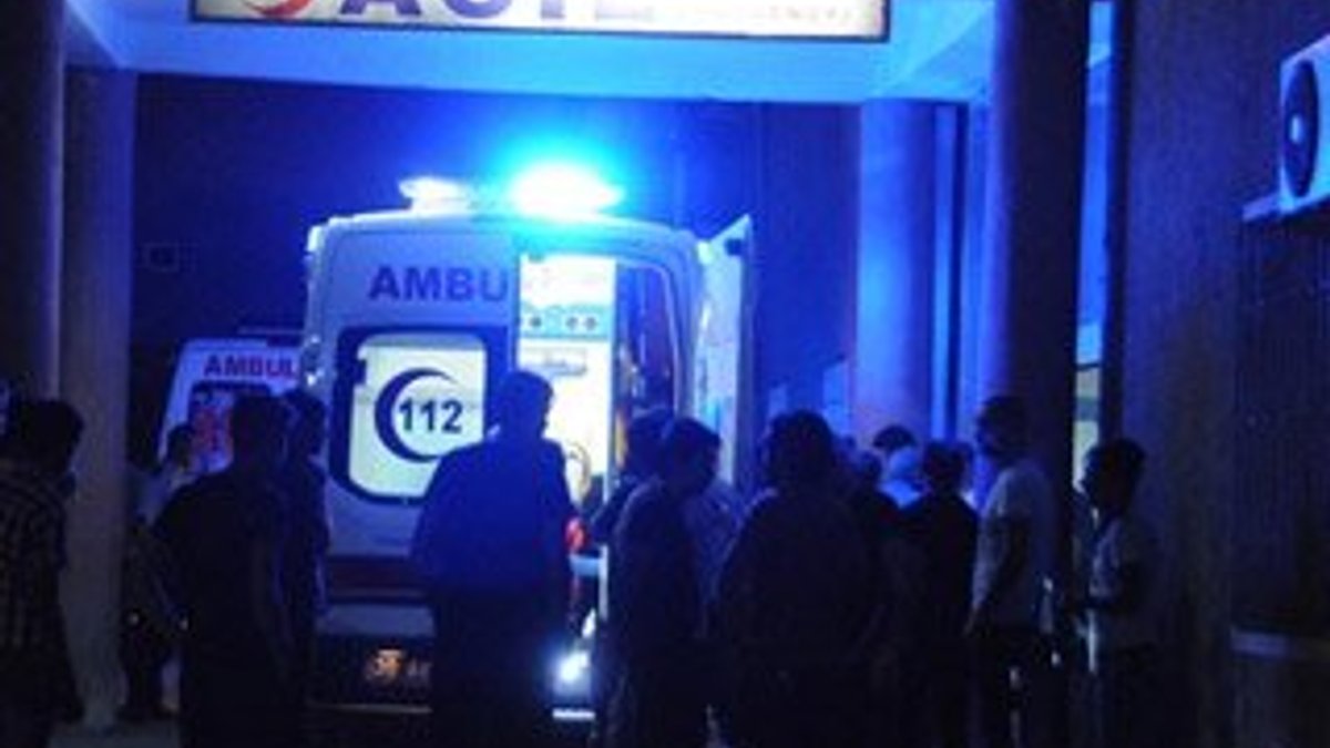 Bitlis'te askeri aracın geçişi sırasında patlama: 2 yaralı