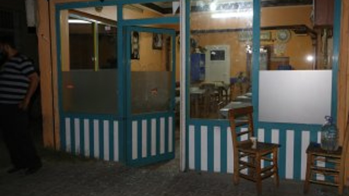 Adana'da kahvehaneye silahlı saldırı: 4 yaralı