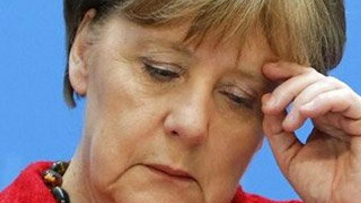 Merkel'in partisi Mecklenburg eyaletinde 3. oldu