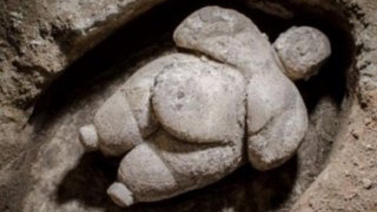 Çatalhöyük'te yıpranmamış kadın heykelciği bulundu