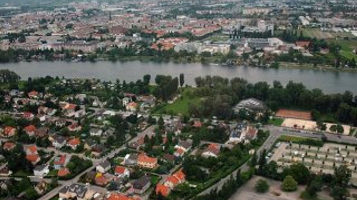 Avusturya'da 15 Temmuz şehitlerini anma programına engel