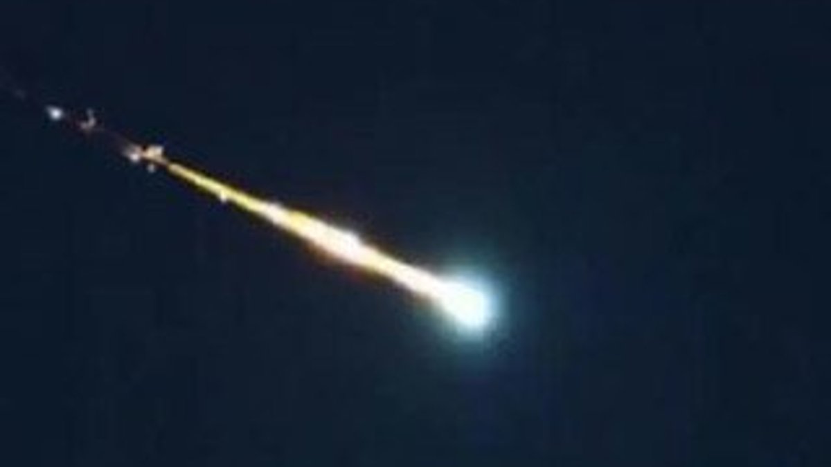 Avustralya'da denize meteor düştü