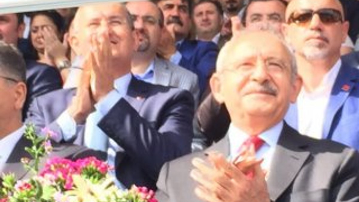 Kılıçdaroğlu İzmir'de toplu açılış törenine katıldı