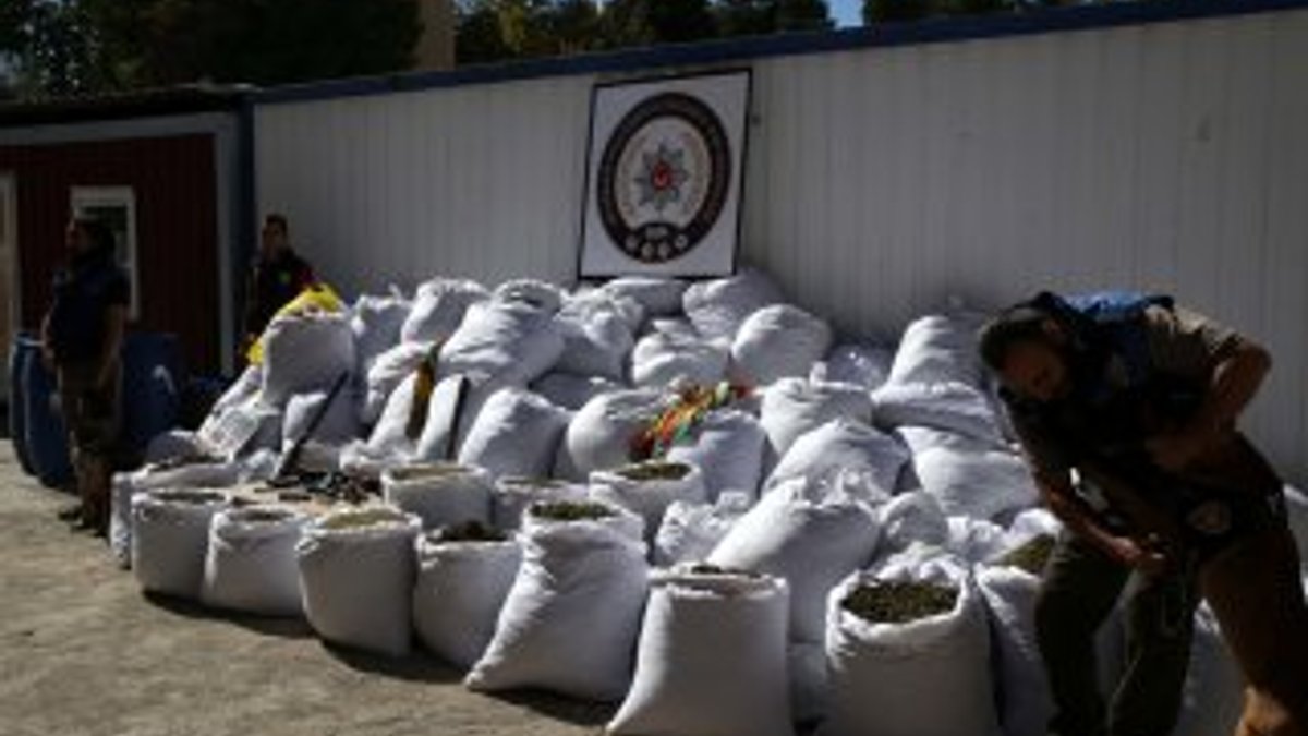 Diyarbakır'da 2,5 ton esrar ele geçirildi