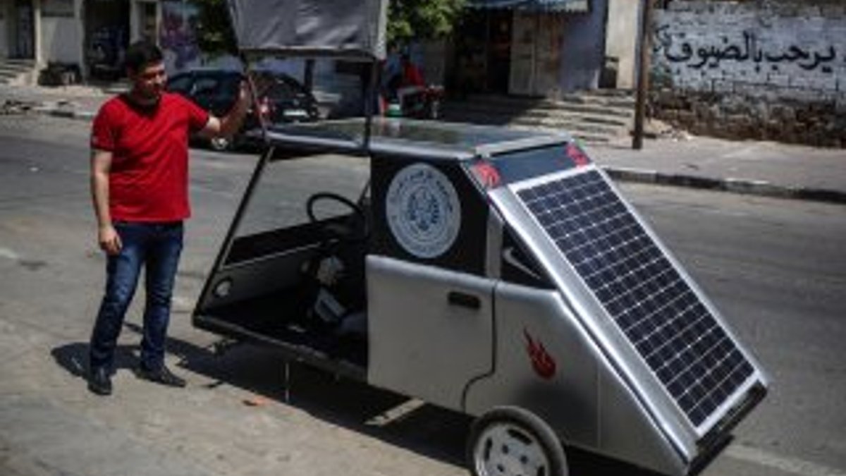 Gazze'nin ilk güneş enerjili aracı
