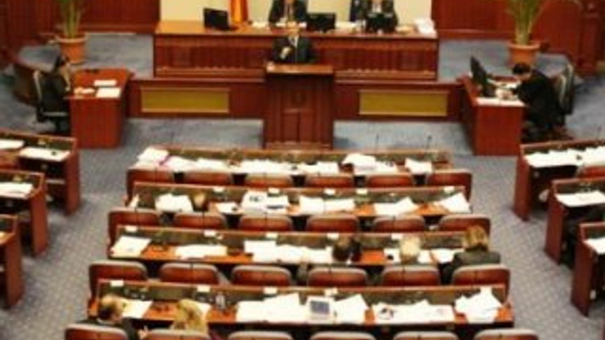 Makedonya'da meclis feshedildi