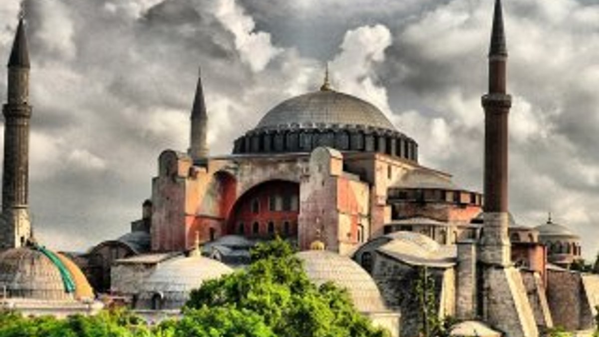 Ayasofya'ya asaleten imam atandı