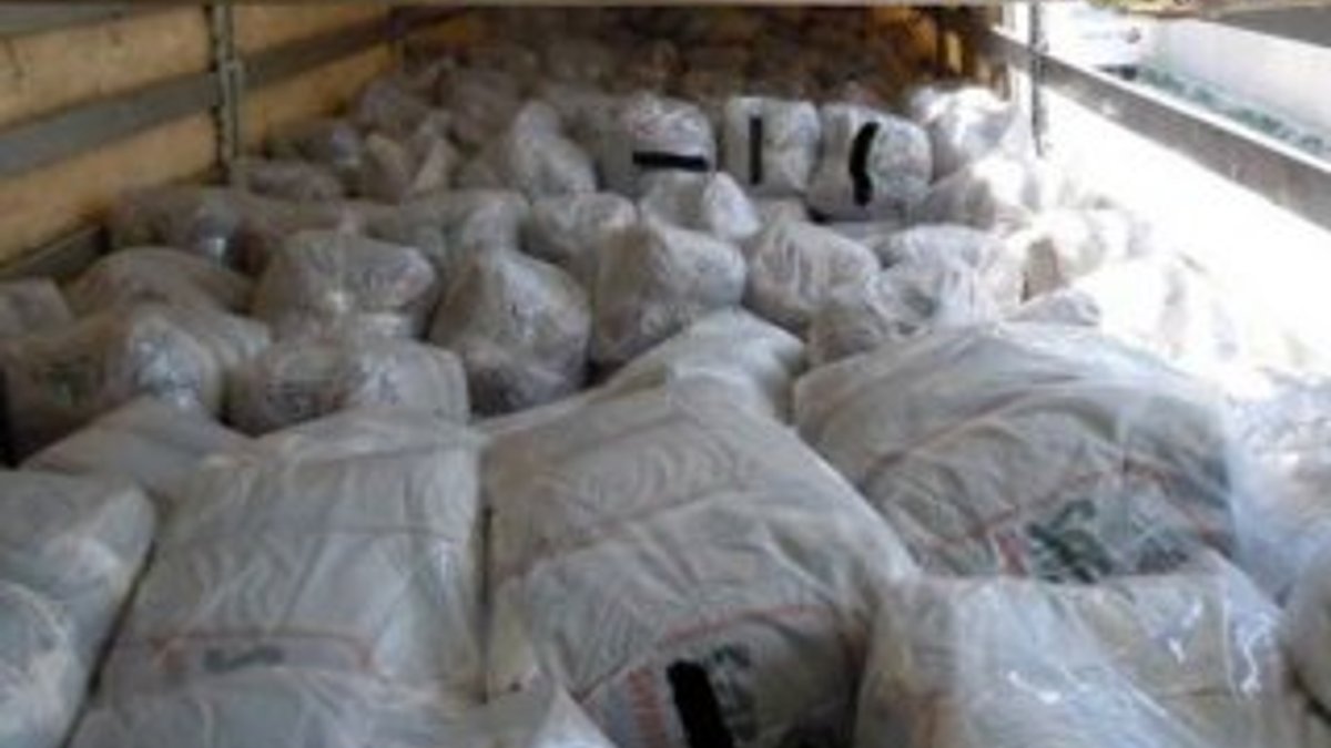 Van'da 6, 5 ton kaçak çay ele geçirildi