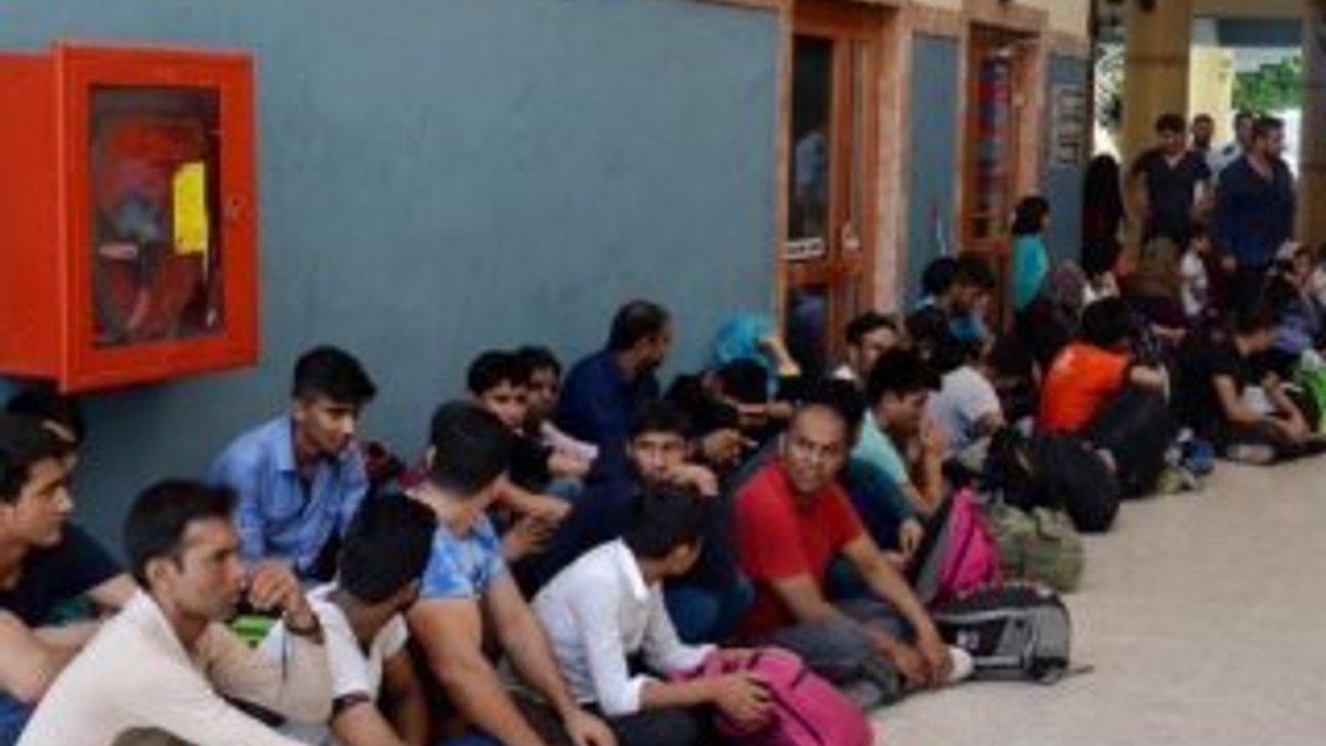 Kuşadası'nda 42 göçmen yakalandı