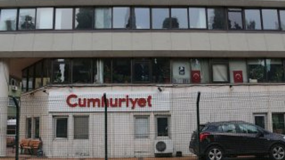 CHP'li vekillerden Cumhuriyet gazetesine ziyaret