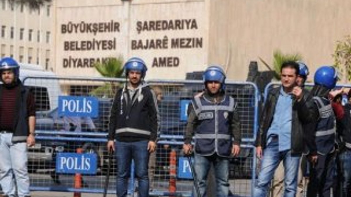 Diyarbakır Belediyesi'nde yoğun güvenlik önlemleri