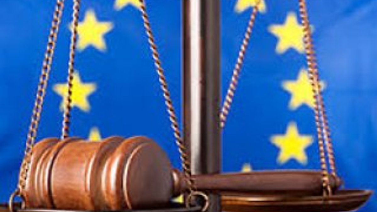 Avrupa Yargıçlar Birliği'nden FETÖ'cülere maddi destek
