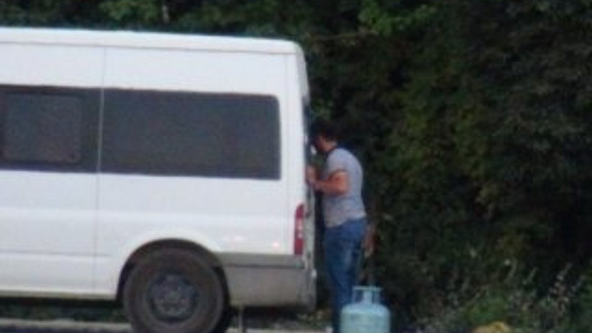 Van'da bomba yüklü minibüs imha edildi