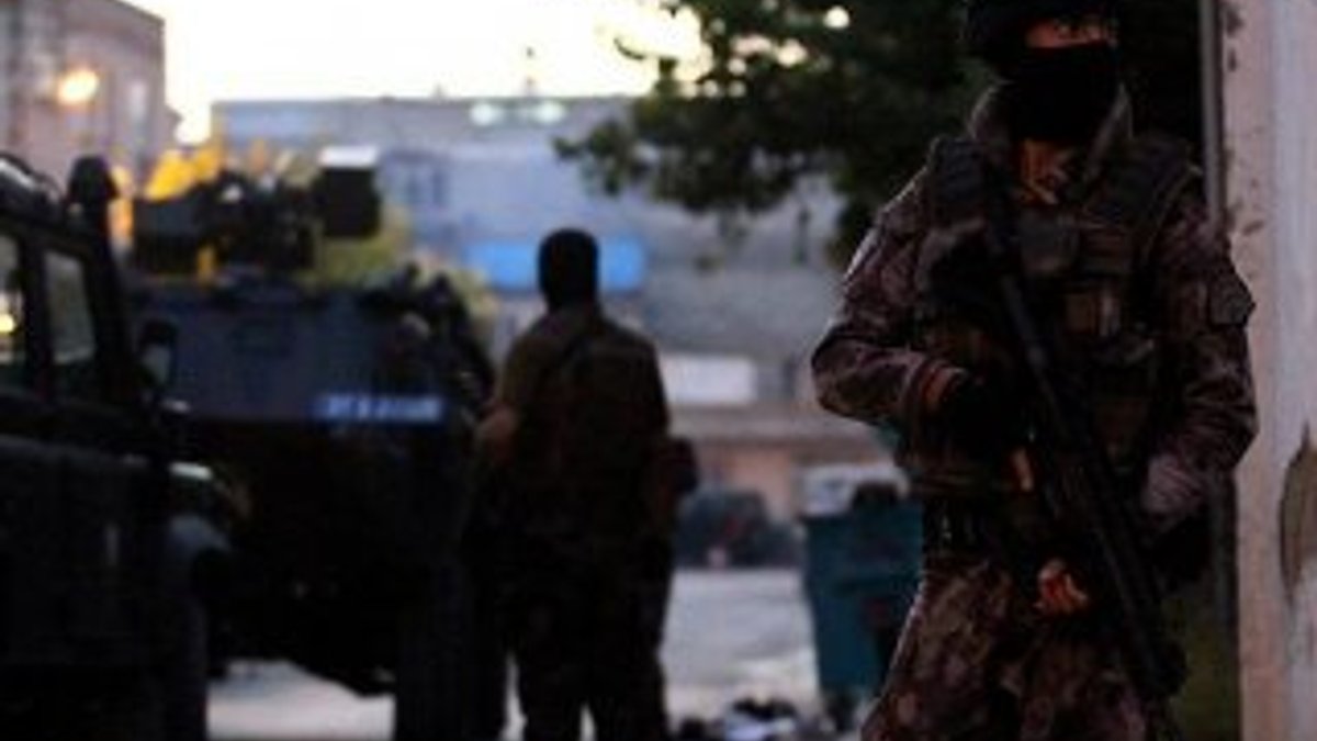 Gaziantep'teki terör operasyonunda 9 tutuklama