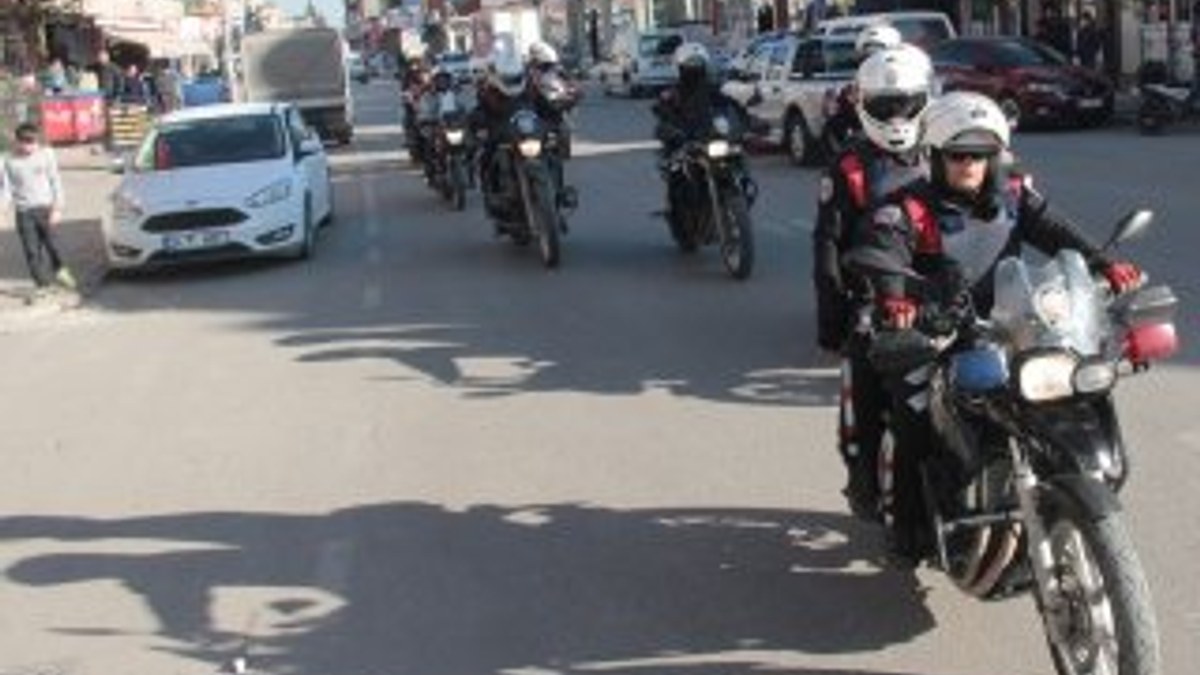 Adana'da 300 polisle operasyon