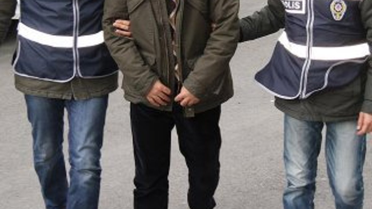 İzmir'de 7 işadamı FETÖ'den tutuklandı