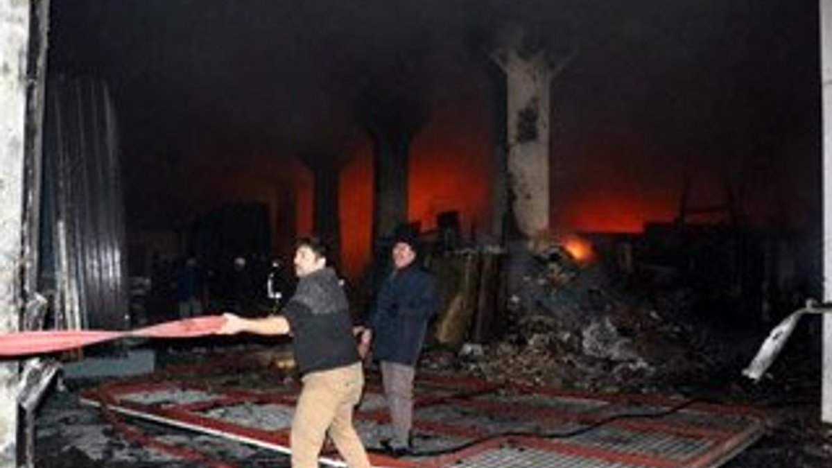 Samsun'da cam ve alüminyun fabrikasında yangın