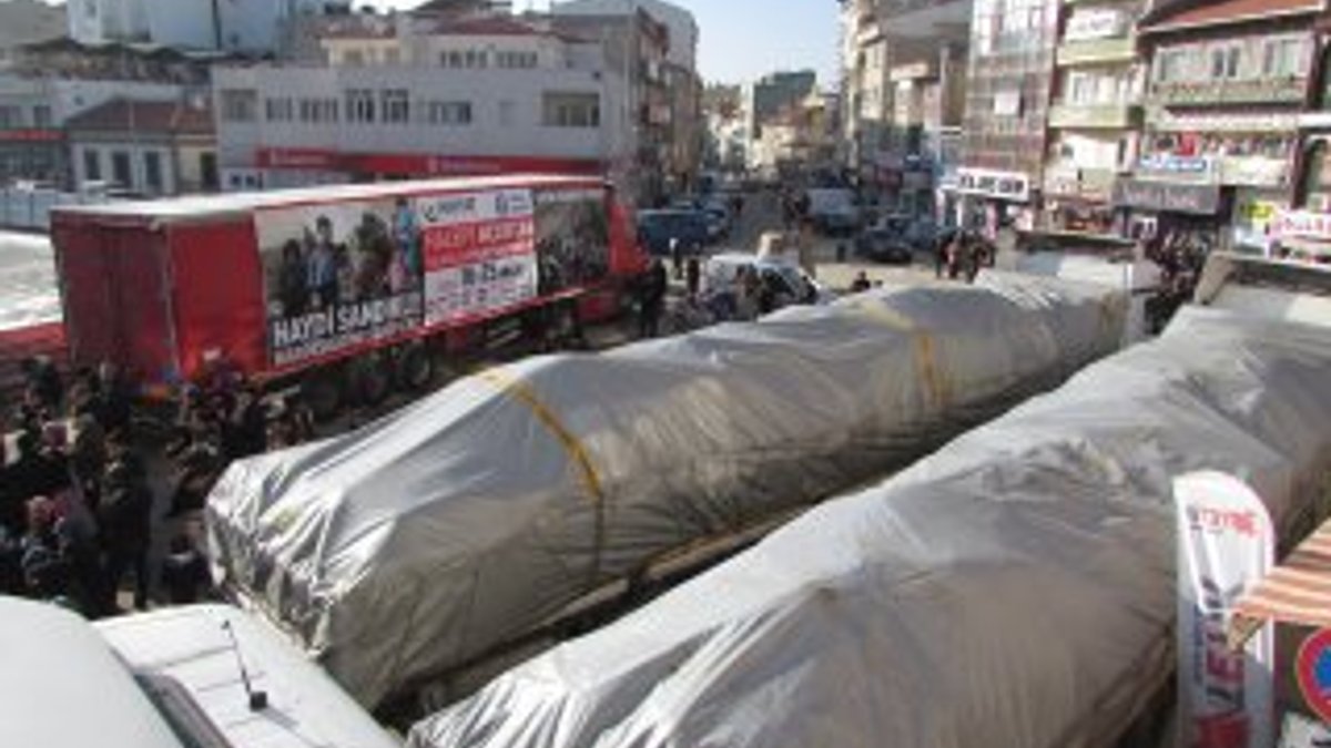 Afyonkarahisar'dan Halep'e 23 TIR yardım