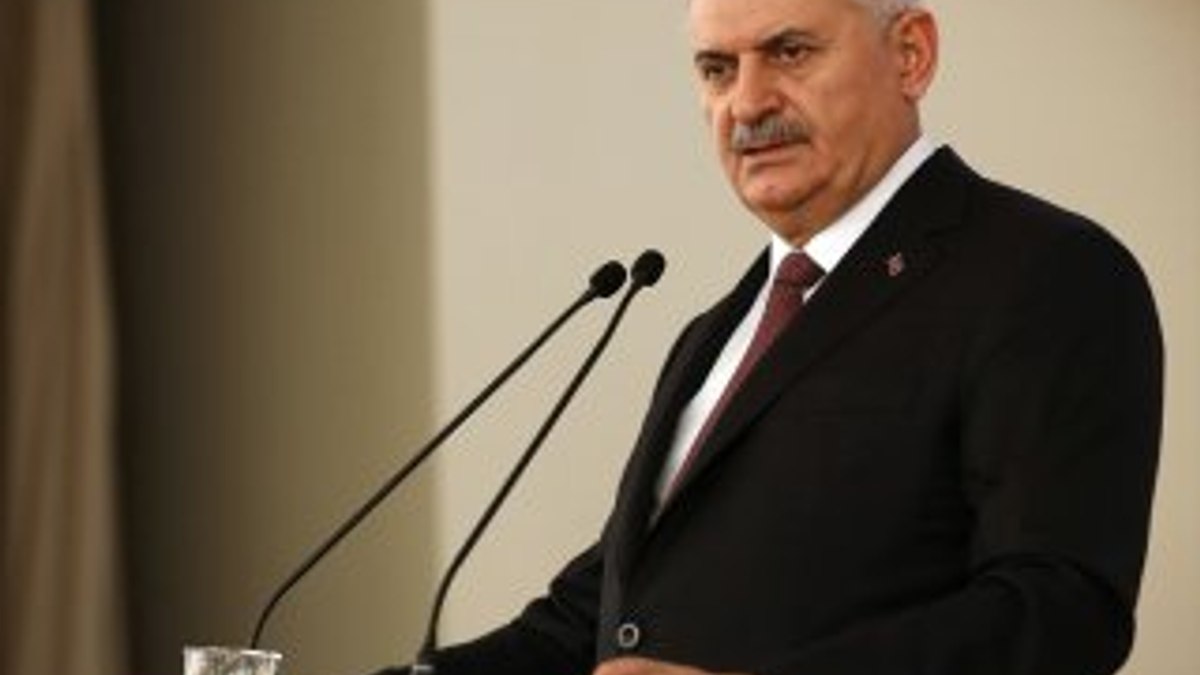 Başbakan Yıldırım: Bölünmeyeceğiz, boyun eğmeyeceğiz