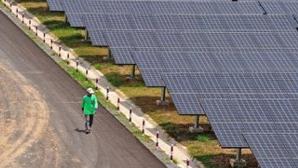 Mersin'e dünyanın en büyük 5'inci güneş enerjisi santrali