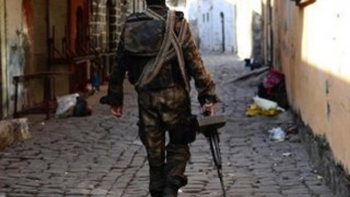 Diyarbakır'da PKK'ya operasyon