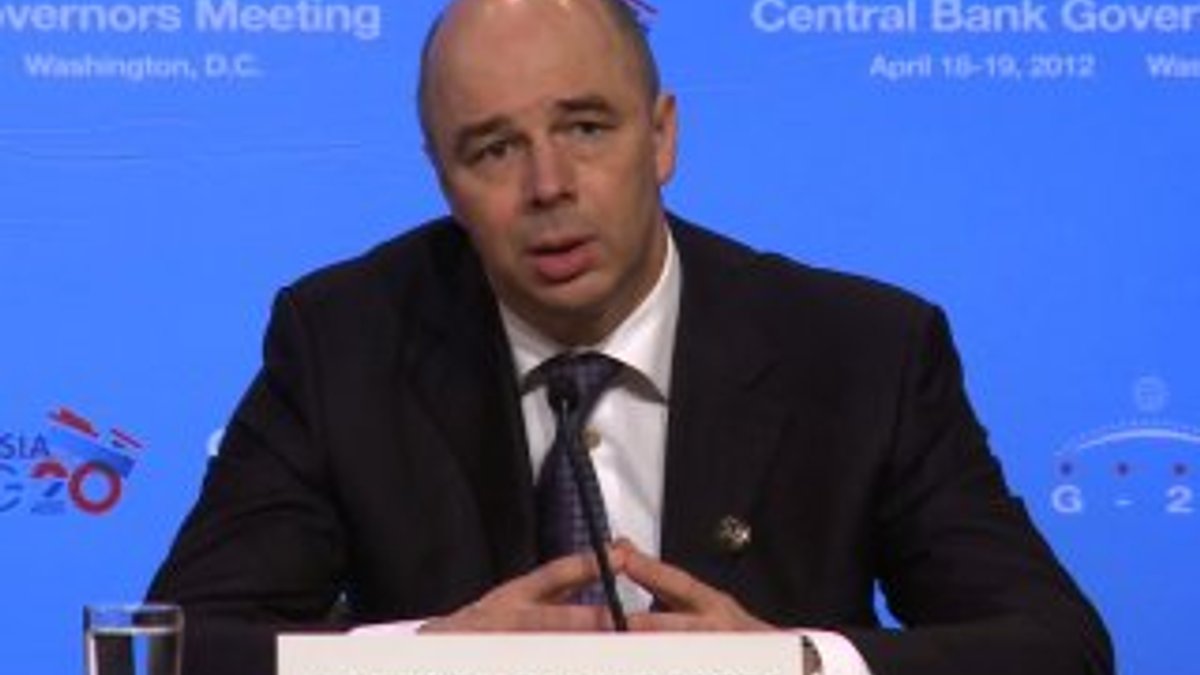 Rusya Maliye Bakanı'ndan petrol açıklaması