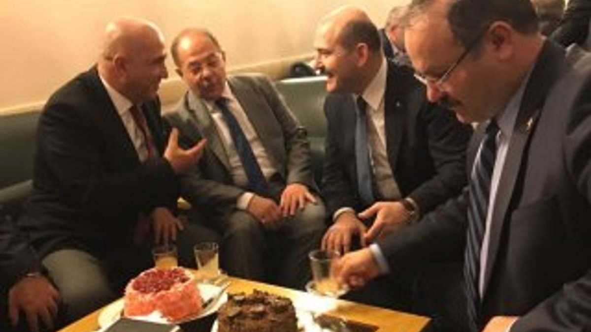 Meclis'te Bakan Akdağ'ın doğum günü kutlandı