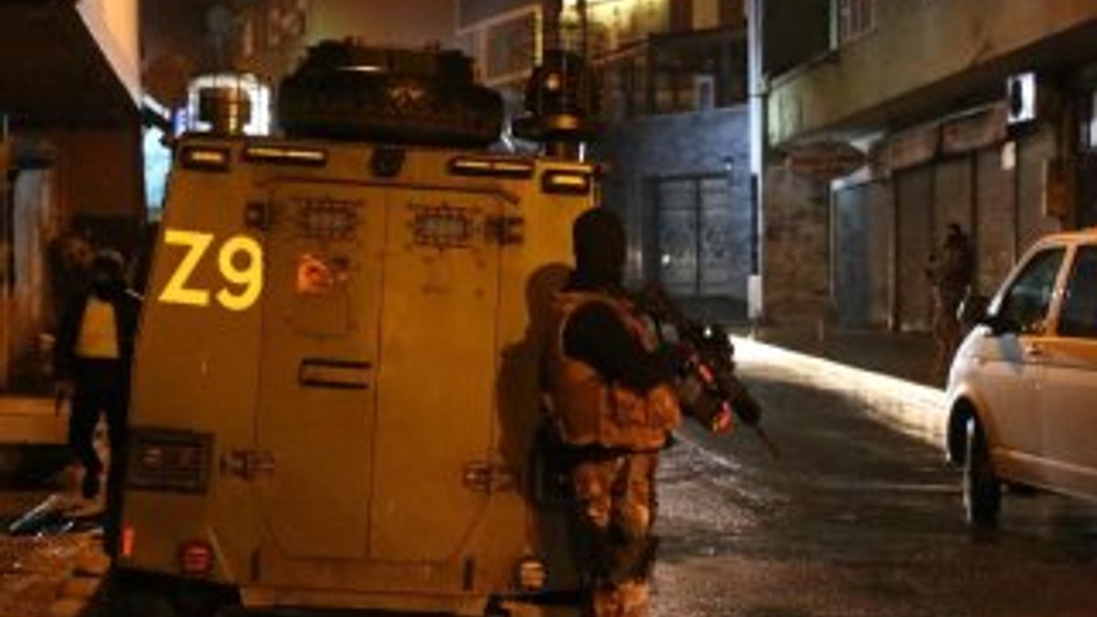 İstanbul’da terör operasyonu: 5 gözaltı