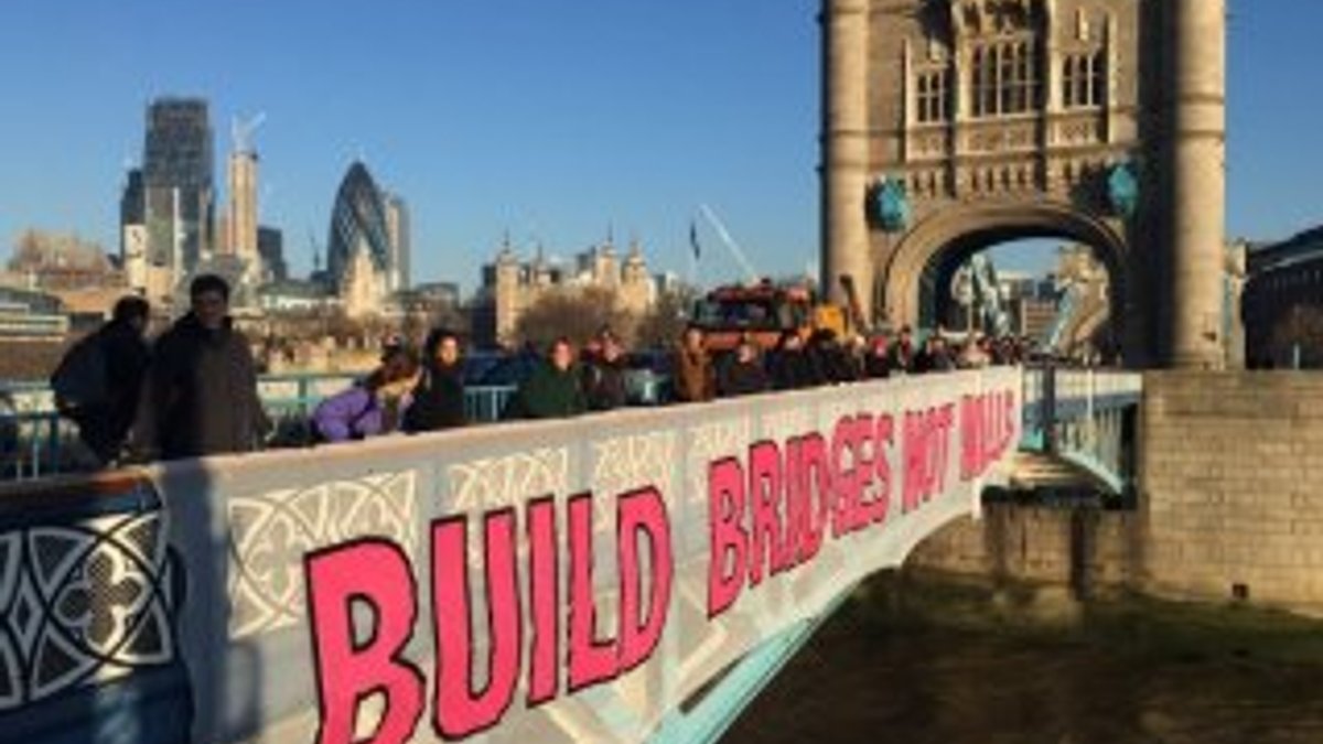 Londra'da Trump karşıtı gösteri