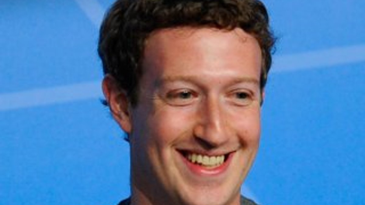 Zuckerberg ada halkına dava açtı