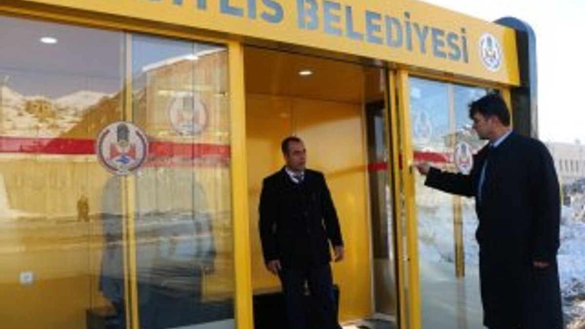 Bitlis Belediyesi'nden klimalı otobüs durağı