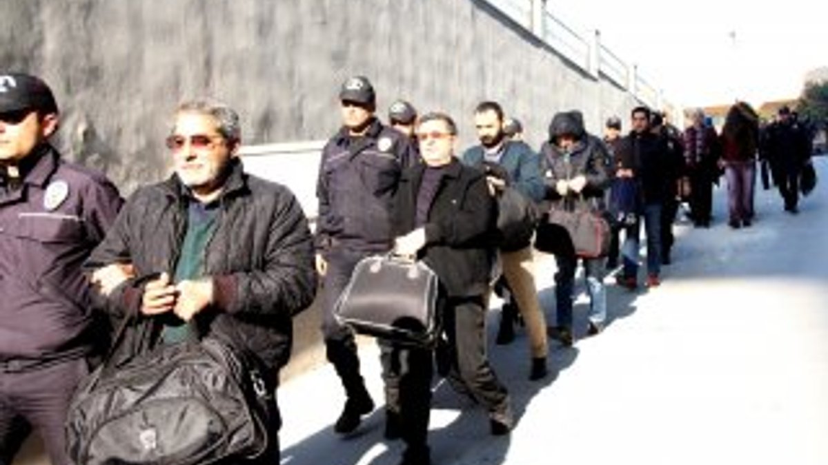 Mersin'de 17 iş adamı FETÖ'den tutuklandı