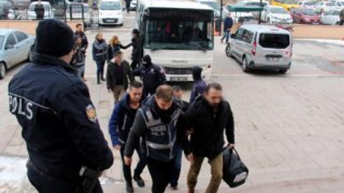 Edirne’de 7 polis FETÖ’den tutuklandı