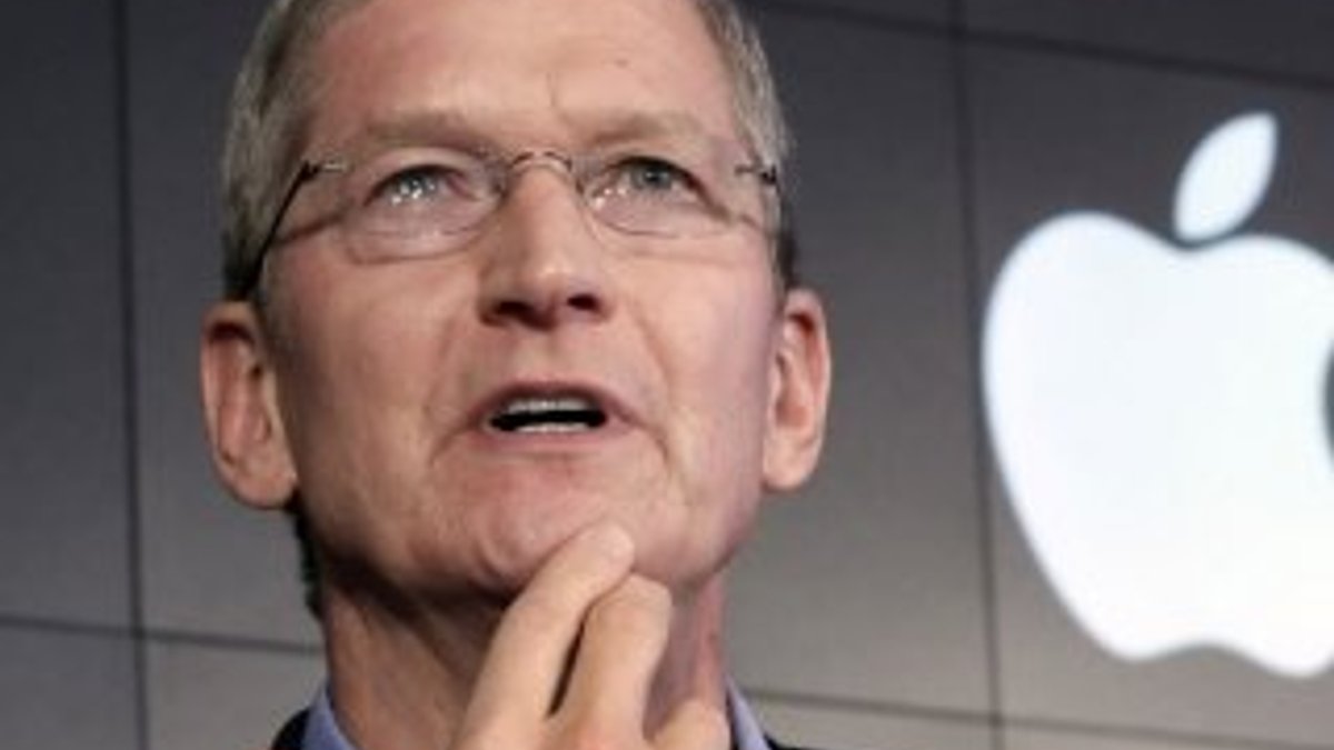 Apple CEO'su Cook'tan Trump'a tepki