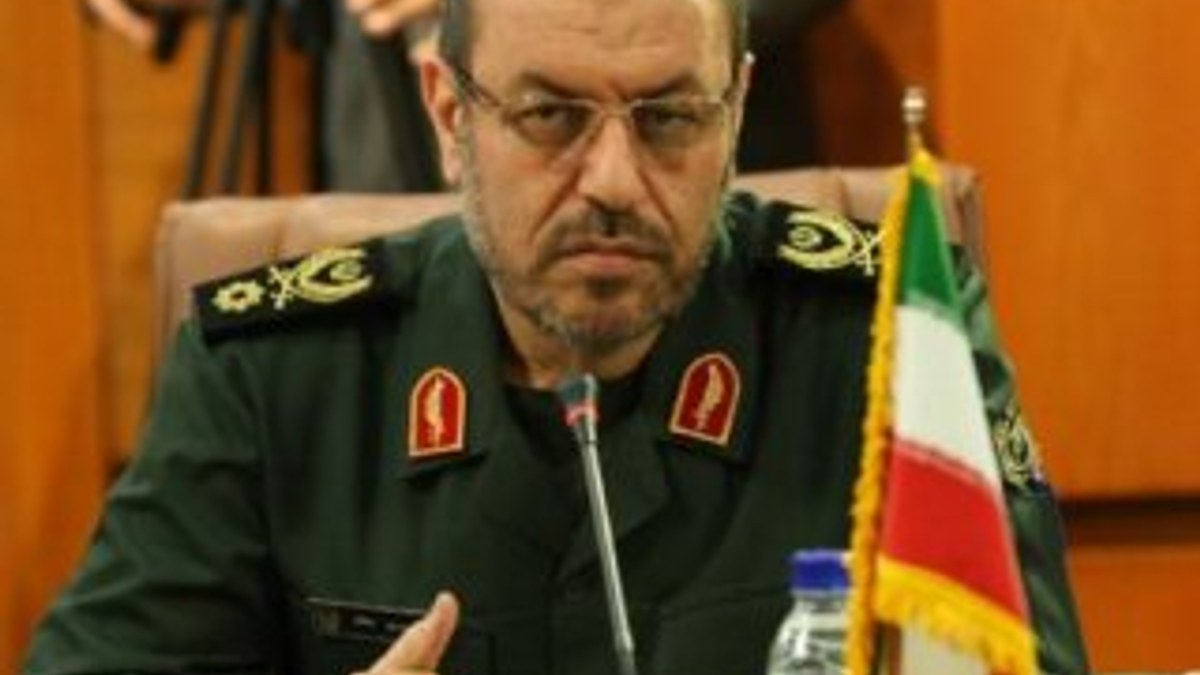 İran'dan füze denemesi itirafı