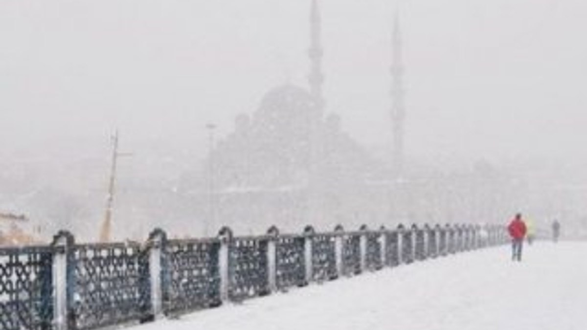 İstanbul'da kar yağışı başladı