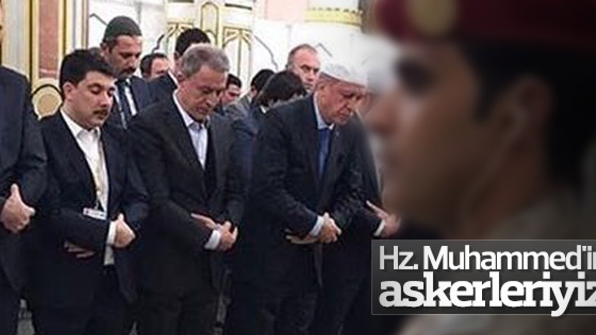 Erdoğan ve Hulusi Akar birlikte saf tuttu